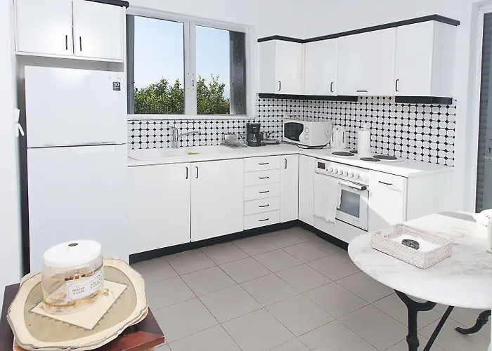 Messinian Blue Seaside * Calamata