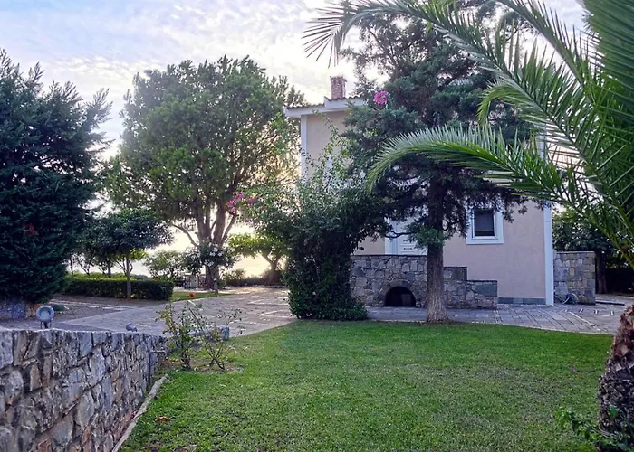 Messinian Blue Seaside Villa Calamata